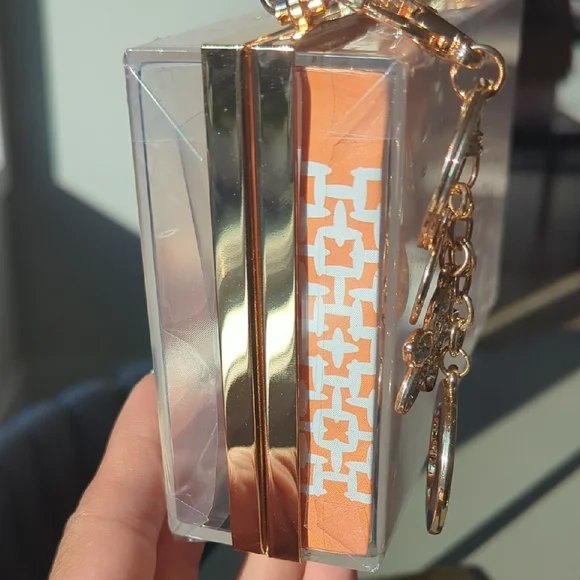 Upcycled Print Media Upcycled Clutch Bag - Picture 5 of 9